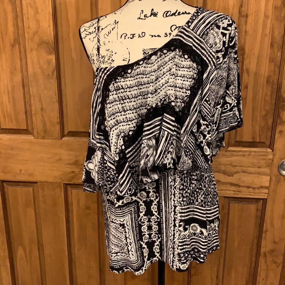 Boho one shoulder ruffle top